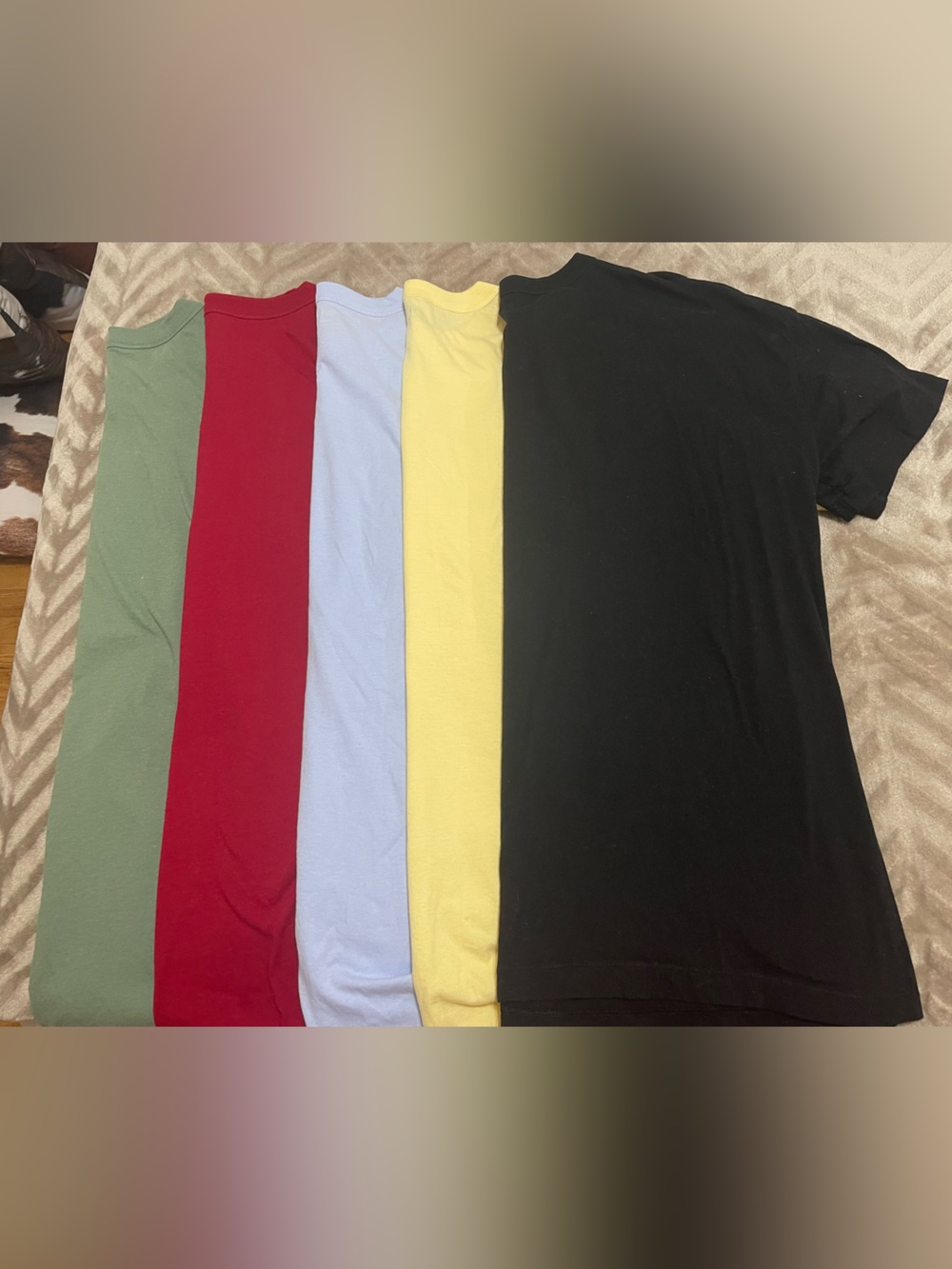 5 Old Navy Short Sleeve Crew Neck Tunic Tees!!